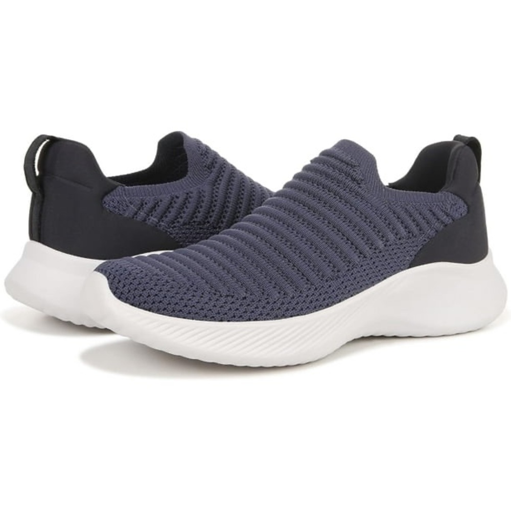 Naturalizer Elite Comfortable Slip On Knit Sneaker Blue NIB - Picture 2 of 4
